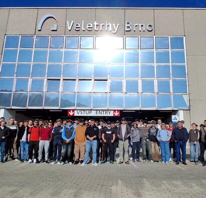 Študenti SOŠ strojníckej v Považskej Bystrici na Medzinárodnom strojárskom veľtrhu v Brne