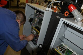 Mechanik elektrotechnik - zapojenie stroja