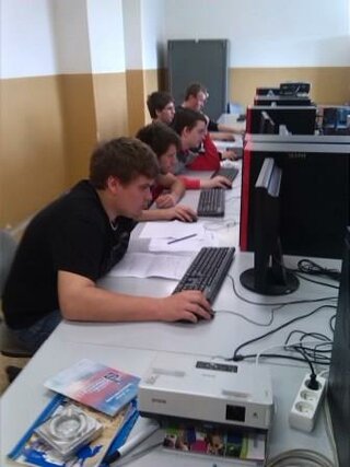 FOTO 4 024
