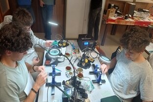 Zväčšiť fotografiu - Celoslovenské finále technickej súťaže mladých elektrotechnikov
