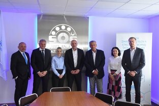 Zväčšiť fotografiu - Klaster víta nového člena: bonfiglioli slovakia s.r.o.