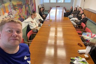 Zväčšiť fotografiu - Školský parlament na stretnutí rady mládeže