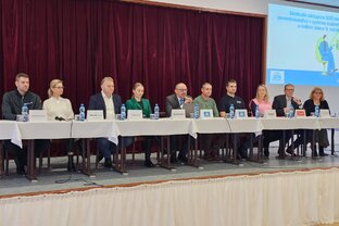 Zväčšiť fotografiu - Stretnutie rodičov žiakov základných škôl so zamestnávateľmi v systéme duálneho vzdelávania