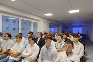 Zväčšiť fotografiu - Týždeň vedy a techniky v soš strojníckej:  keď sa nápady menia na zariadenia a zariadenia na hrdosť