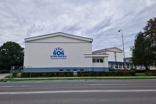 Zväčšiť fotografiu - Telocvičňa - 