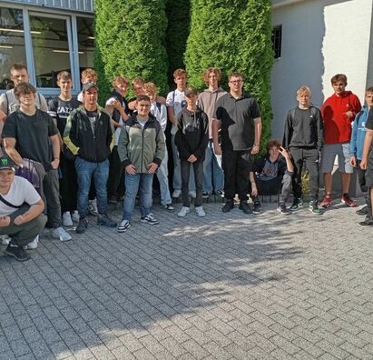 Exkurzia 1.A vo firmách Spanner SK k.s. a Mikrotech s.r.o.