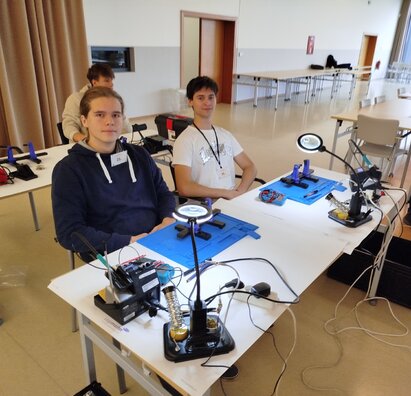 Naši elektrotechnici na súťaži Mladý elektronik