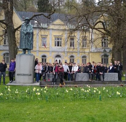 Prehliadka Literárnej expozície P.O. Hviezdoslava a Čaplovičovej knižnice v Dolnom Kubíne