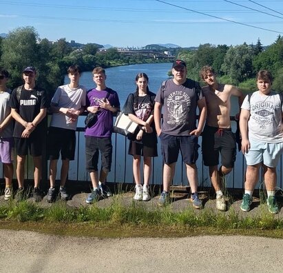 Študenti 2.E spoznávali silu čistej energie na Vodnom diele Považská Bystrica