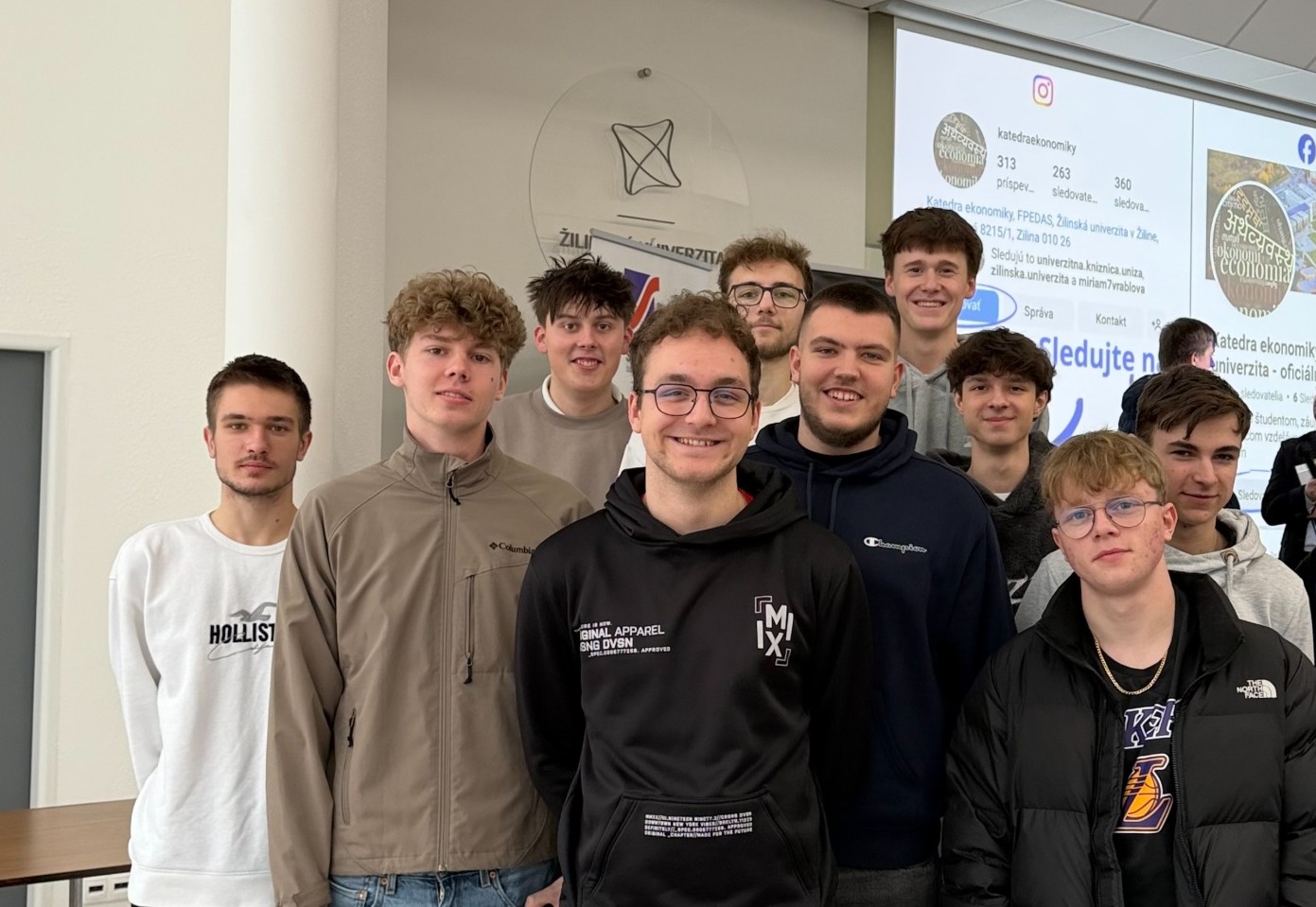 Prednáška „Všetko čo neviete o nových trendoch v ekonomike, financiách a marketingu a báli ste sa opýtať“