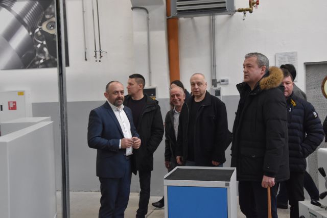 Slávnostné poklepanie základného kameňa Vážskej cyklomagistrály v areáli našej školy