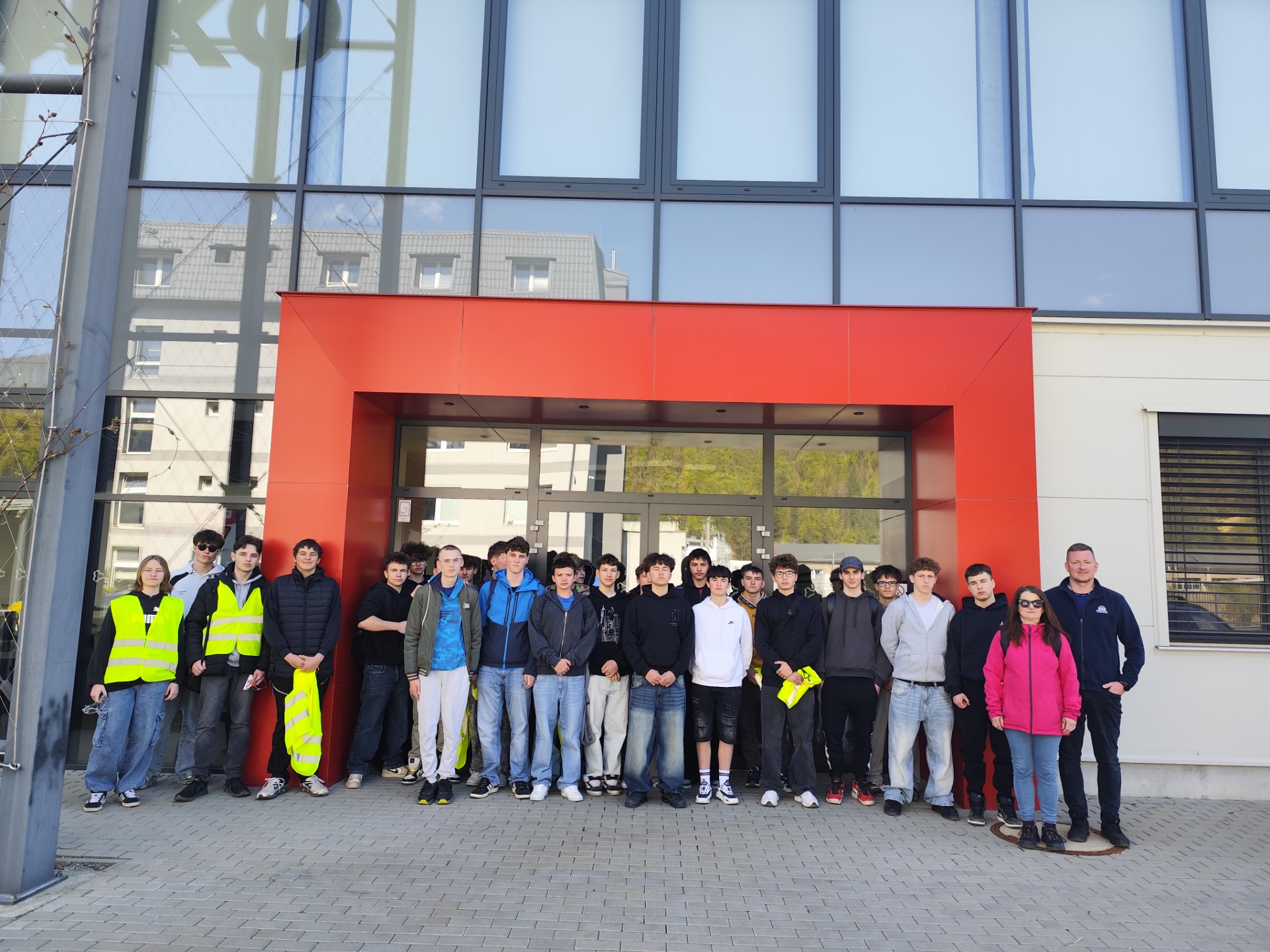 Trieda 1.B – mechanik nastavovač vo firme MEDEKO CAST s.r.o.