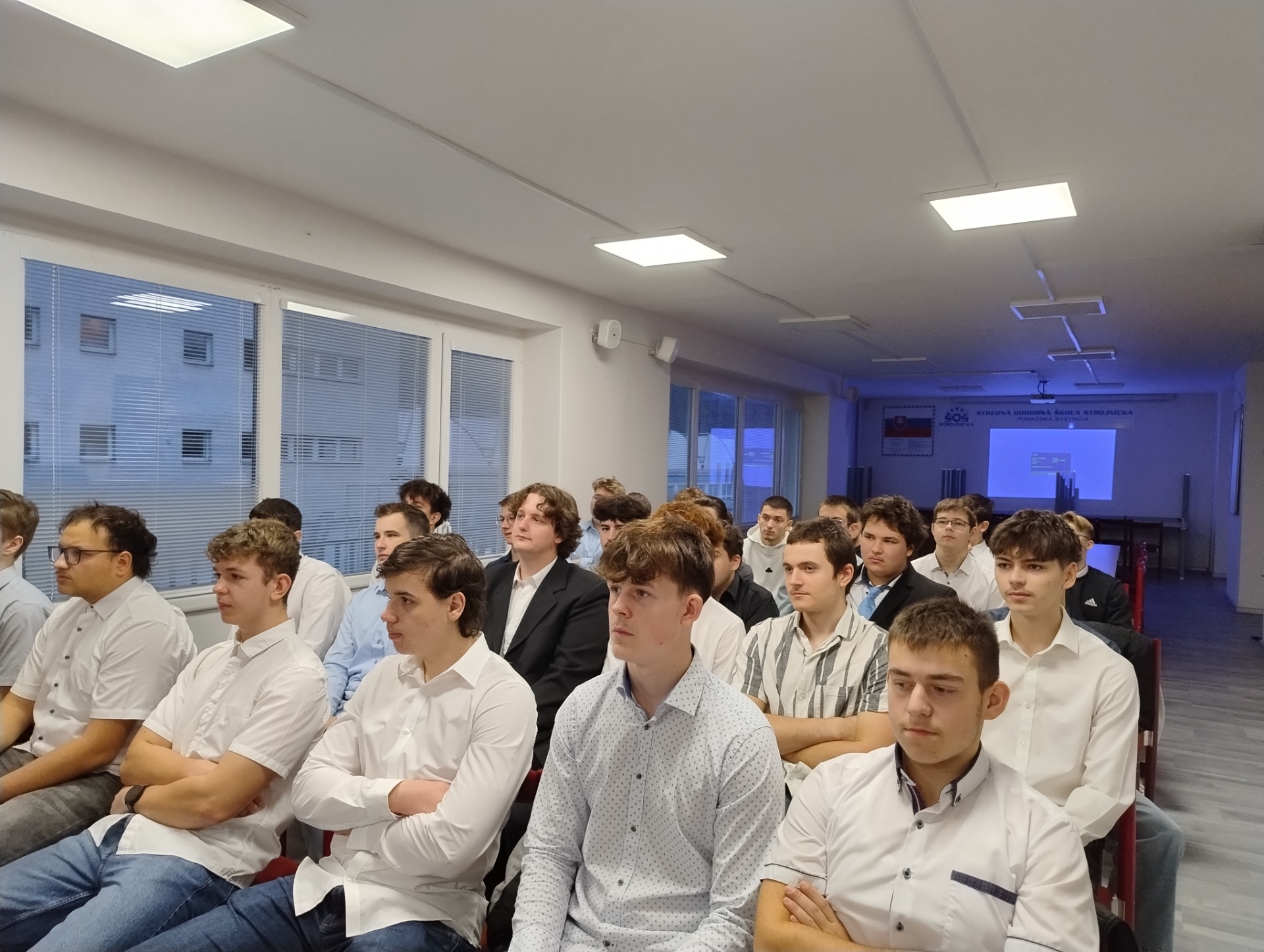 Týždeň vedy a techniky v SOŠ strojníckej:  Keď sa nápady menia na zariadenia a zariadenia na hrdosť