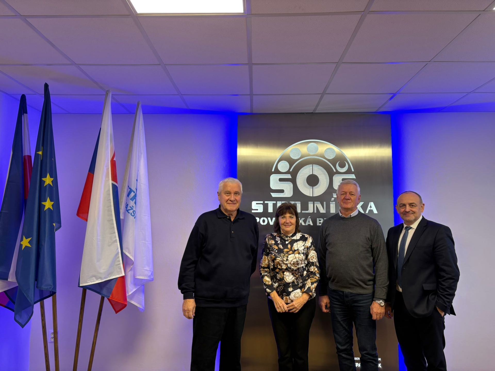 Vianočné stretnutie vedenia školy s bývalými riaditeľmi našej školy